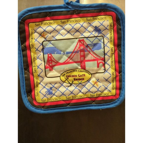 Hand crocheted TOWELs with matching POT HOLDER SET NEW San Francisco bridge - Picture 3 of 7